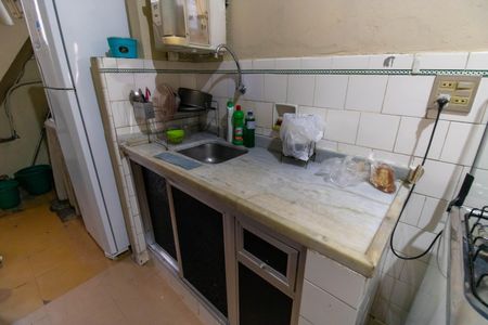 Apartamento à venda com 83m², 2 quartos e sem vaga Apartamento à venda com 83m², 2 quartos e sem vagaCozinha e Área de Serviço