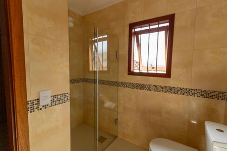 Casa à venda com 210m², 3 quartos e 3 vagasBanheiro da Suíte