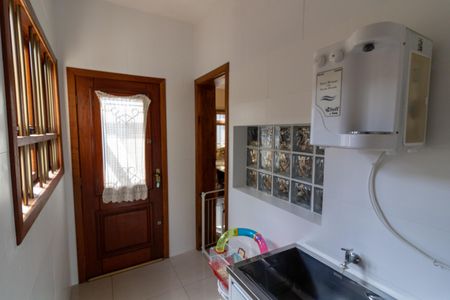 Casa à venda com 210m², 3 quartos e 3 vagasÁrea de Serviço