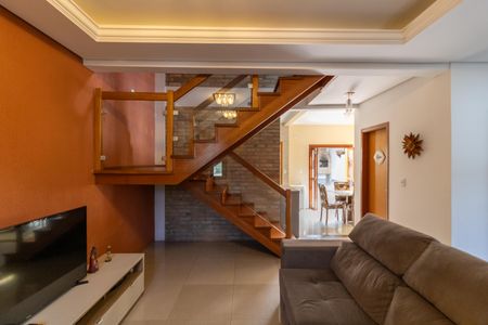 Casa à venda com 210m², 3 quartos e 3 vagasSala