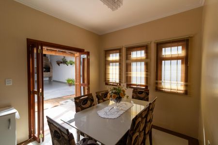 Casa à venda com 210m², 3 quartos e 3 vagasSala de Jantar