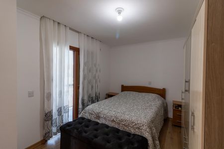 Casa à venda com 210m², 3 quartos e 3 vagasSuíte