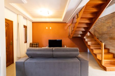 Casa à venda com 210m², 3 quartos e 3 vagasSala