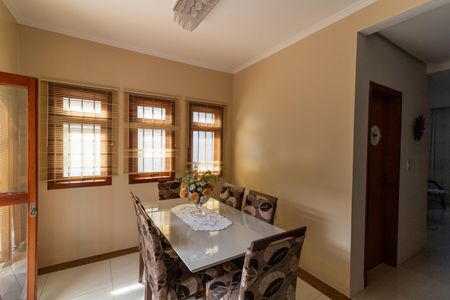 Casa à venda com 210m², 3 quartos e 3 vagasSala de Jantar