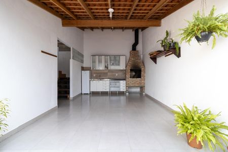 Casa à venda com 210m², 3 quartos e 3 vagasChurrasqueira