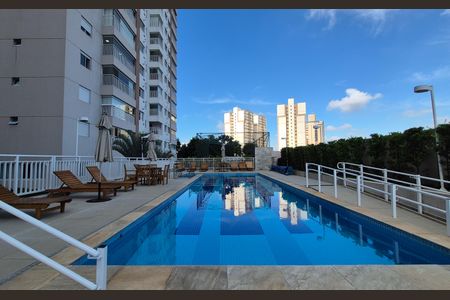 Apartamento à venda com 90m², 3 quartos e 2 vagas Apartamento à venda com 90m², 3 quartos e 2 vagasPiscina