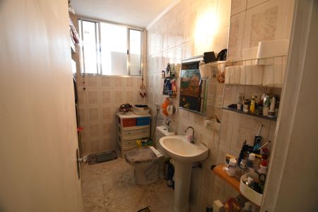 Apartamento à venda com 120m², 2 quartos e sem vagaBanheiro