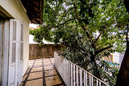 Casa à venda com 251m², 3 quartos e 5 vagasQuarto 03 Terraço