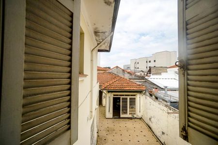 Casa à venda com 251m², 3 quartos e 5 vagasVista do quarto 02