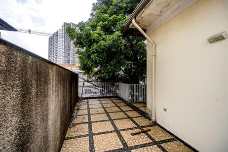 Casa à venda com 251m², 3 quartos e 5 vagasQuarto 03 Terraço