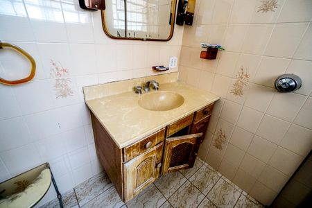 Casa à venda com 251m², 3 quartos e 5 vagasBanheiro 2