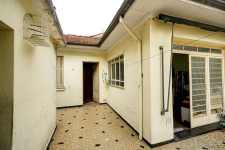 Casa à venda com 251m², 3 quartos e 5 vagasQuintal