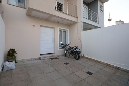 Casa à venda com 123m², 2 quartos e 2 vagasÁrea externa