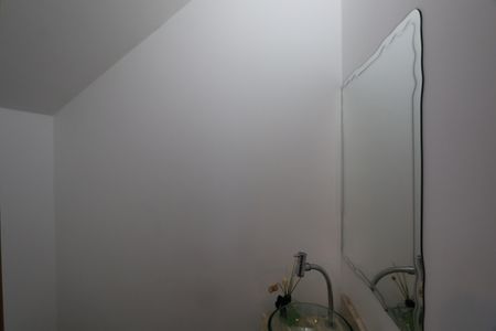 Casa à venda com 123m², 2 quartos e 2 vagasLavabo Sala