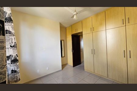 Casa à venda com 180m², 2 quartos e 2 vagas Casa à venda com 180m², 2 quartos e 2 vagasQuarto 2