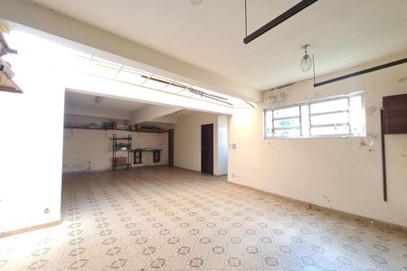Casa à venda com 250m², 3 quartos e 5 vagasGaragem