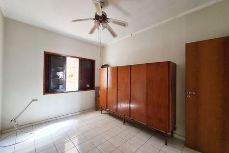 Casa à venda com 250m², 3 quartos e 5 vagasQuarto 1
