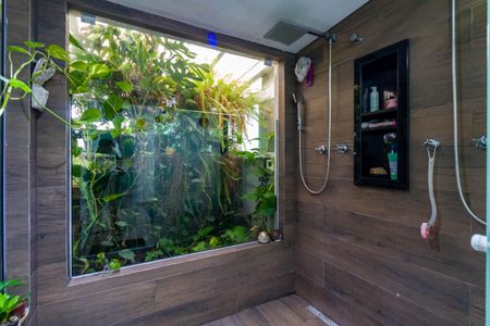 Apartamento à venda com 346m², 4 quartos e 4 vagasBanheiro Suíte 1