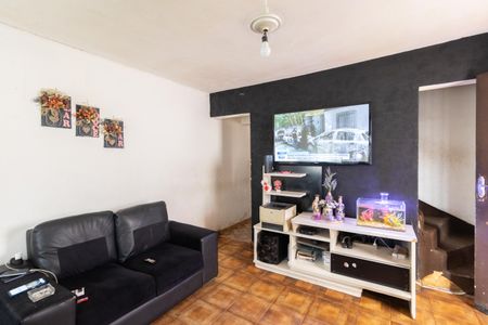 Casa à venda com 180m², 3 quartos e 1 vaga Casa à venda com 180m², 3 quartos e 1 vagaSala