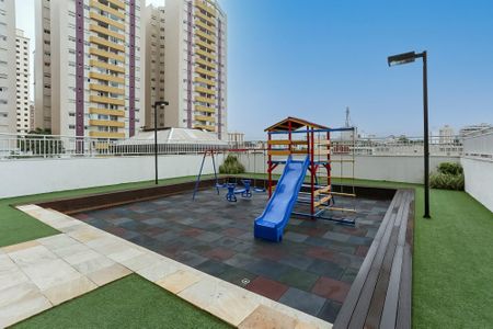 Apartamento para alugar com 92m², 2 quartos e 2 vagas Apartamento para alugar com 92m², 2 quartos e 2 vagasÁrea comum - Playground