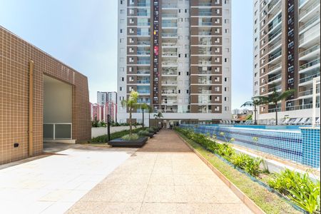 Apartamento para alugar com 92m², 2 quartos e 2 vagas Apartamento para alugar com 92m², 2 quartos e 2 vagasÁrea comum - Piscina