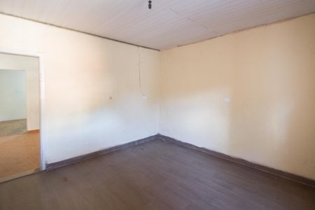 Casa à venda com 150m², 1 quarto e 2 vagas Casa à venda com 150m², 1 quarto e 2 vagasQuarto