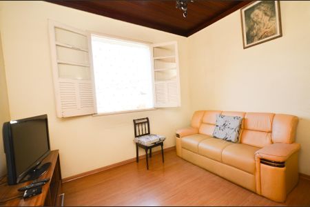 Casa à venda com 92m², 3 quartos e sem vagaSala