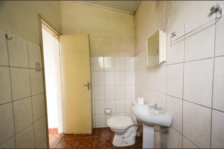 Casa à venda com 92m², 3 quartos e sem vagaBanheiro Externo