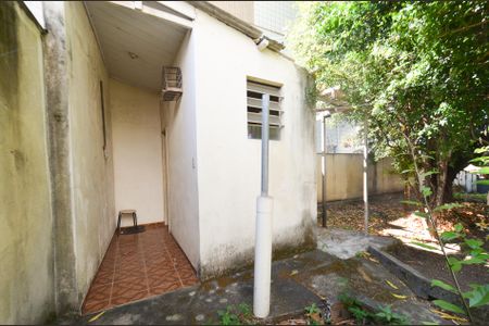 Casa à venda com 92m², 3 quartos e sem vagaBanheiro Externo