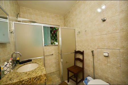 Casa à venda com 92m², 3 quartos e sem vagaBanheiro social