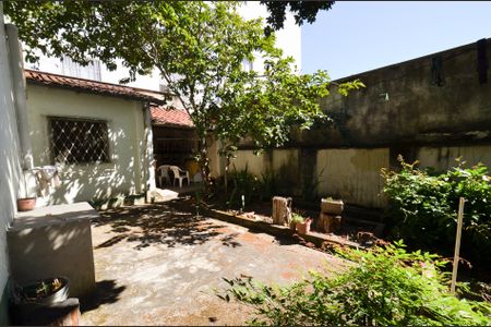 Casa à venda com 92m², 3 quartos e sem vagaQuintal