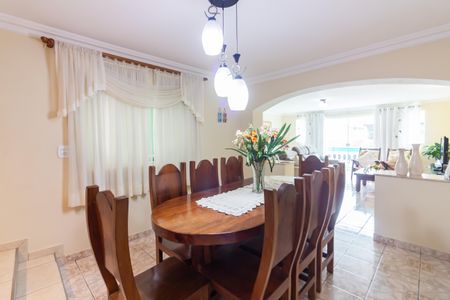 Casa à venda com 222m², 3 quartos e 2 vagasSala de Jantar