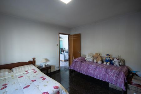 Casa à venda com 380m², 4 quartos e 7 vagasQuarto 1