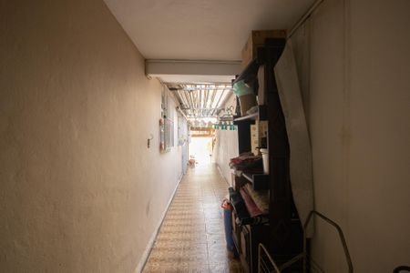 Casa à venda com 380m², 4 quartos e 7 vagasEscada