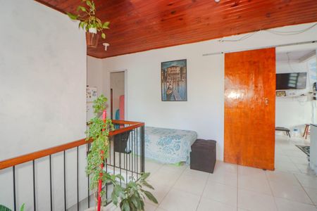 Casa à venda com 360m², 5 quartos e 2 vagas Casa à venda com 360m², 5 quartos e 2 vagasSala Íntima