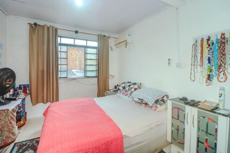 Casa à venda com 360m², 5 quartos e 2 vagas Casa à venda com 360m², 5 quartos e 2 vagasQuarto 2