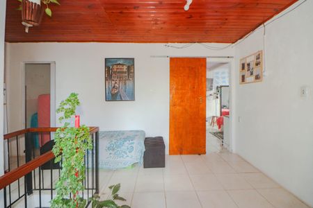 Casa à venda com 360m², 5 quartos e 2 vagas Casa à venda com 360m², 5 quartos e 2 vagasSala Íntima