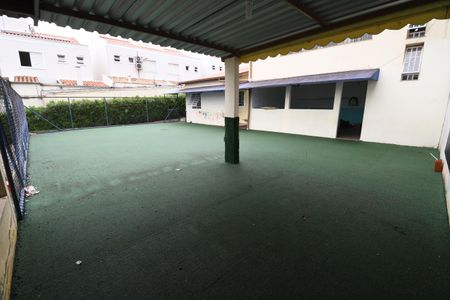 Casa para alugar com 400m², 3 quartos e 10 vagasQuintal