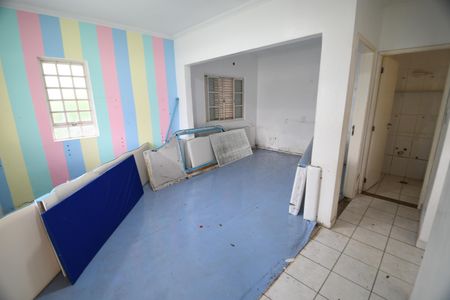 Casa para alugar com 400m², 3 quartos e 10 vagasEdícula