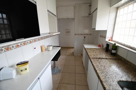 Casa para alugar com 400m², 3 quartos e 10 vagasCozinha