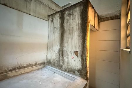 Apartamento à venda com 80m², 2 quartos e 1 vagaÁrea de Serviço