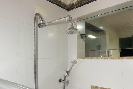Apartamento à venda com 80m², 2 quartos e 1 vagaBanheiro Social