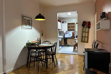 Apartamento à venda com 80m², 2 quartos e 1 vagaSala