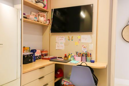 Apartamento à venda com 139m², 3 quartos e 1 vagaQuarto 2