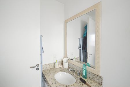 Apartamento à venda com 54m², 2 quartos e 1 vaga Apartamento à venda com 54m², 2 quartos e 1 vagaBanheiro da Suíte