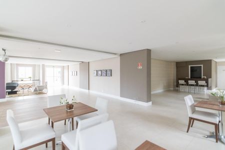 Apartamento à venda com 54m², 2 quartos e 1 vaga Apartamento à venda com 54m², 2 quartos e 1 vagaÁrea comum - Salão de festas
