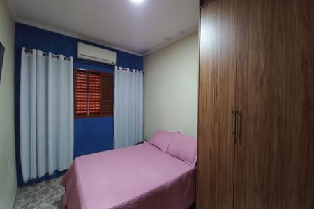 Casa à venda com 110m², 3 quartos e 4 vagas Casa à venda com 110m², 3 quartos e 4 vagasQuarto 1