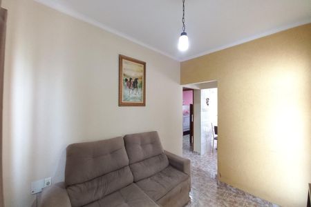 Casa à venda com 110m², 3 quartos e 4 vagas Casa à venda com 110m², 3 quartos e 4 vagasSala