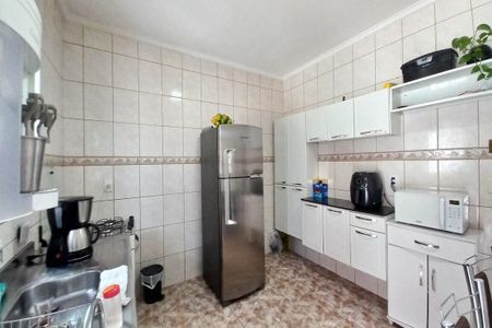 Casa à venda com 110m², 3 quartos e 4 vagas Casa à venda com 110m², 3 quartos e 4 vagasCozinha