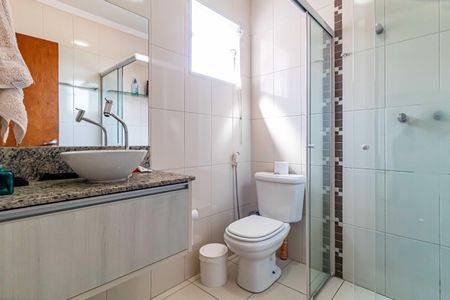 Casa à venda com 160m², 2 quartos e 3 vagasBanheiro da Suíte